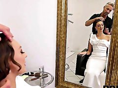 Slender bride fucks the heairdresser and lets him come on her clit